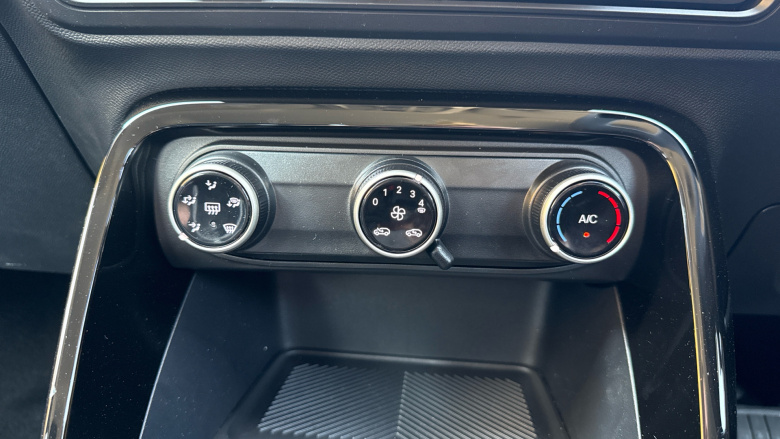 Citroen C3 83kW Plus 44kWh 5dr Auto Electric Hatchback